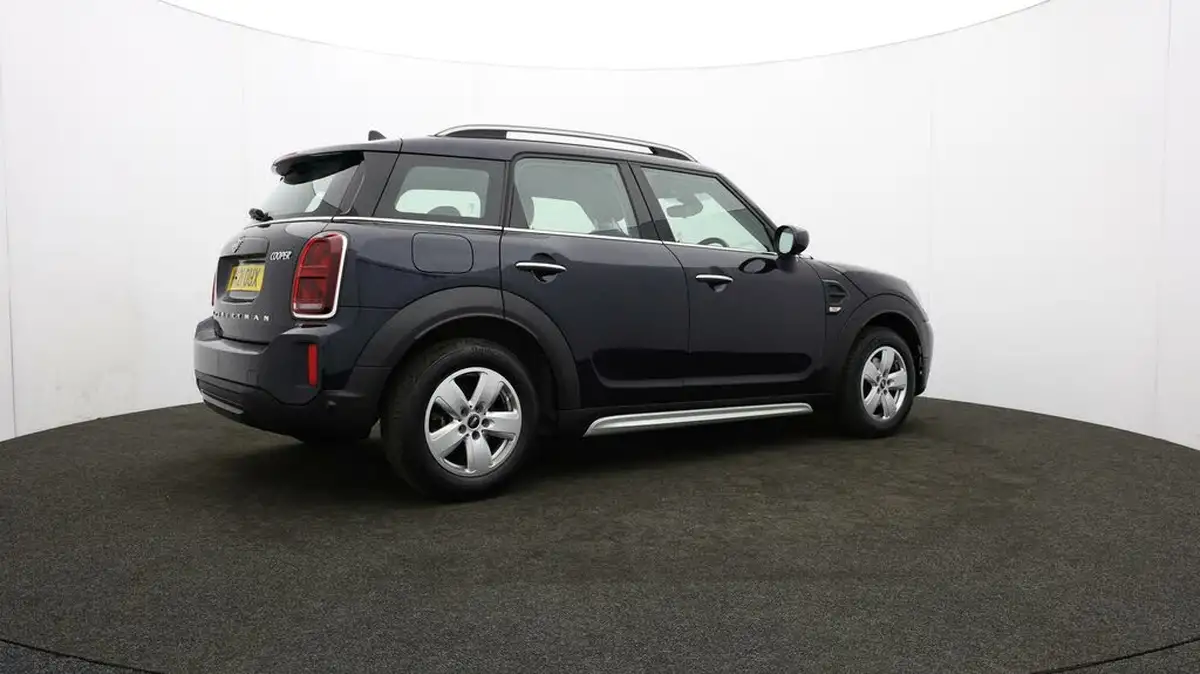 2021-mini-countryman-15-cooper-classic-big-27