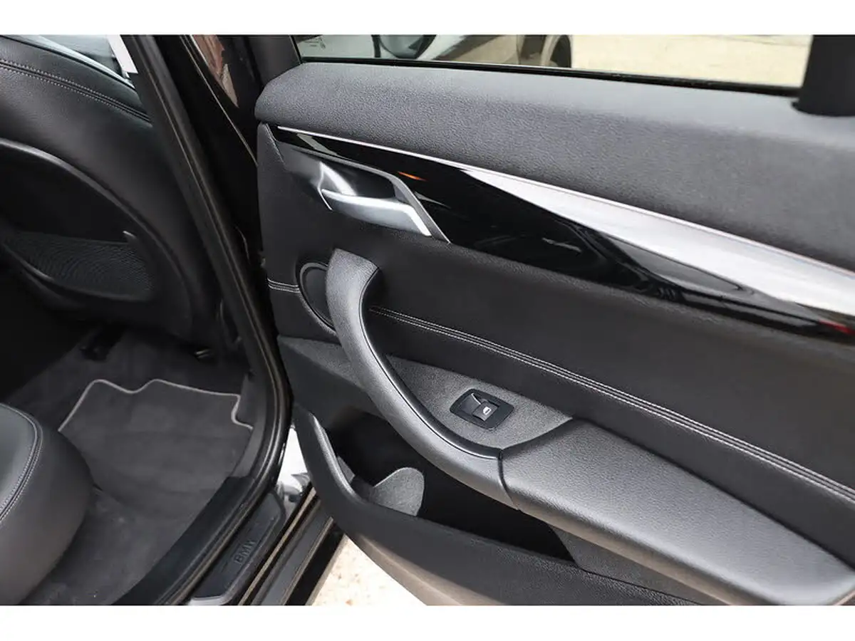2021-bmw-x1-20-xdrive20i-sport-big-23