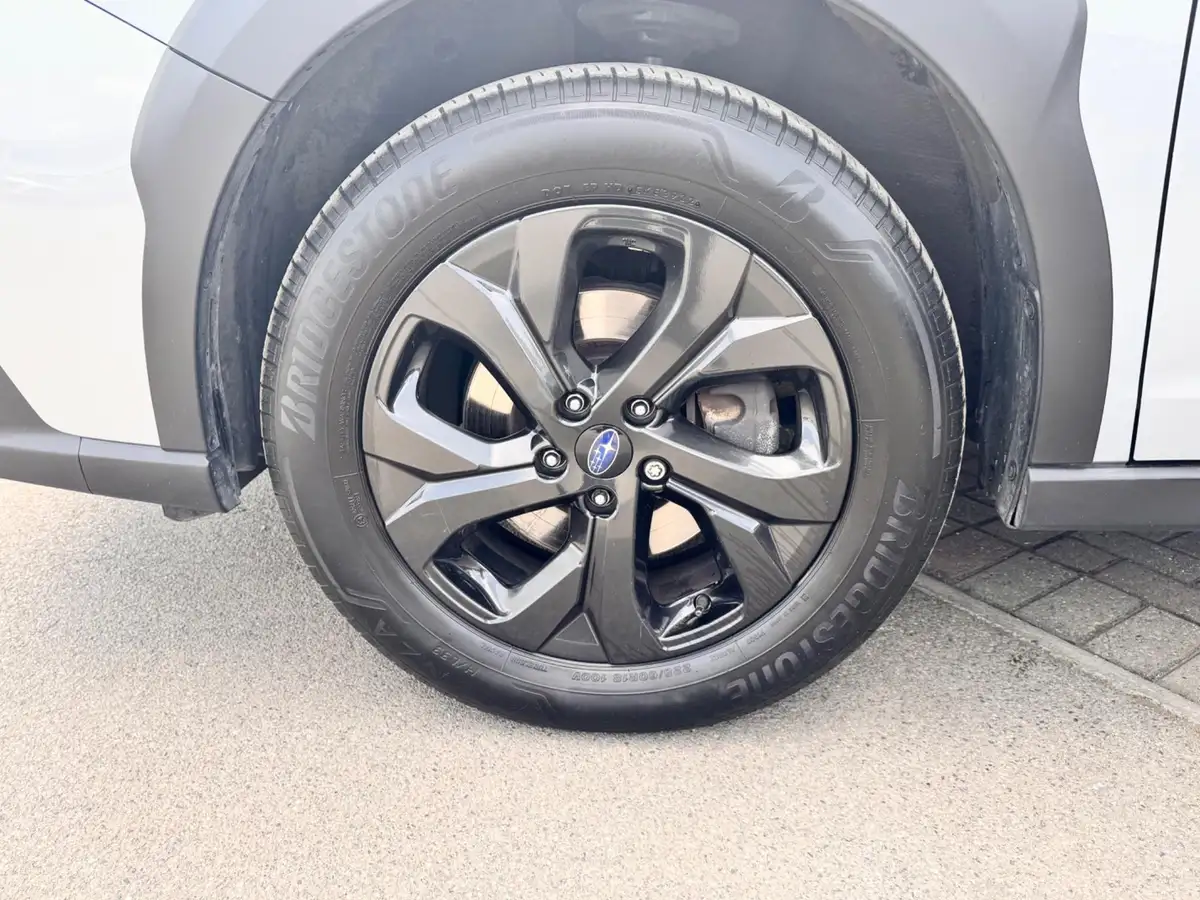 2023-subaru-outback-25i-field-big-18