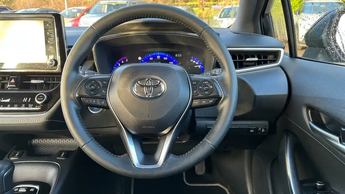 2022-toyota-corolla-18-vvt-i-icon-120bhp-spare-wheel-touring-sports-5d-big-7