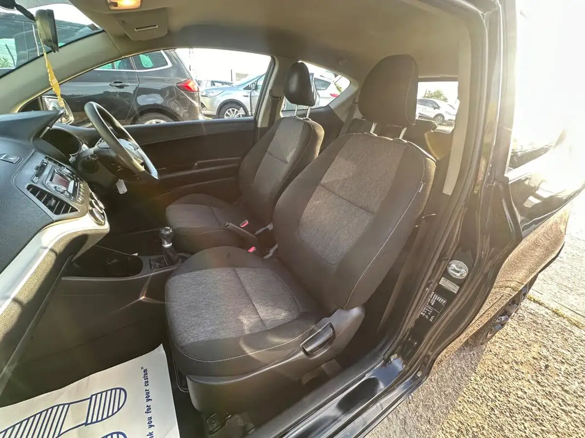 2014-kia-picanto-10-picanto-1-3d-big-30