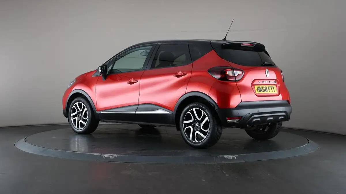 2019-renault-captur-09-tce-iconic-big-64