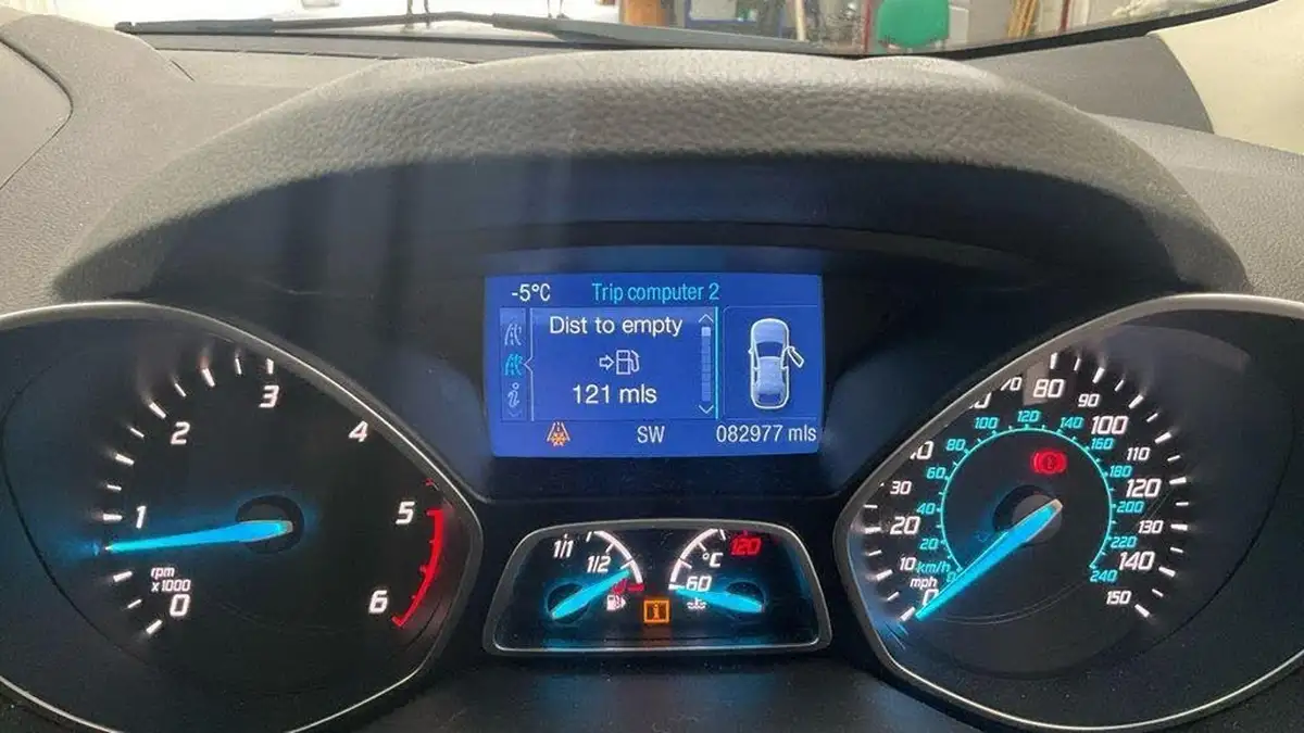 2015-ford-kuga-20tdci-titanium-x-150ps-big-14