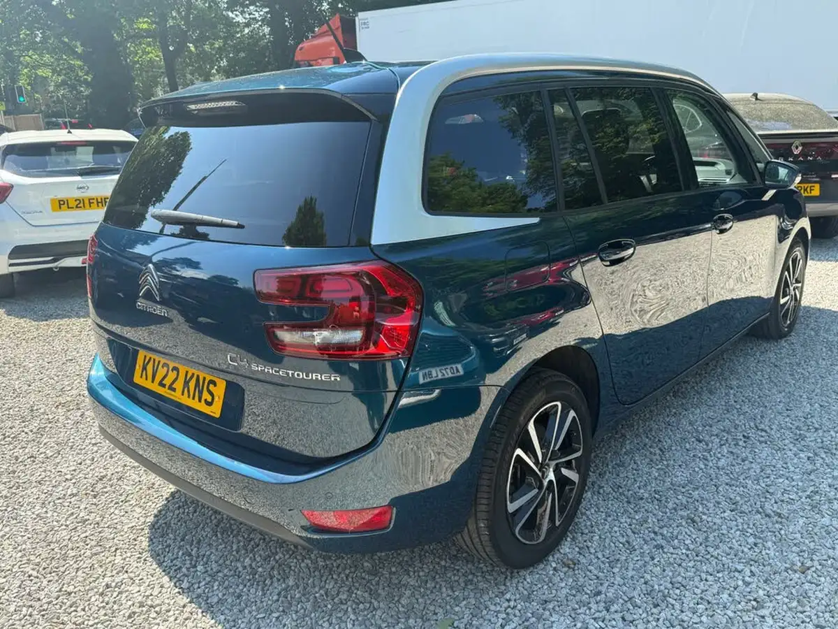 2022-citroen-grand-c4-spacetourer-12-puretech-sense-eat8-big-6