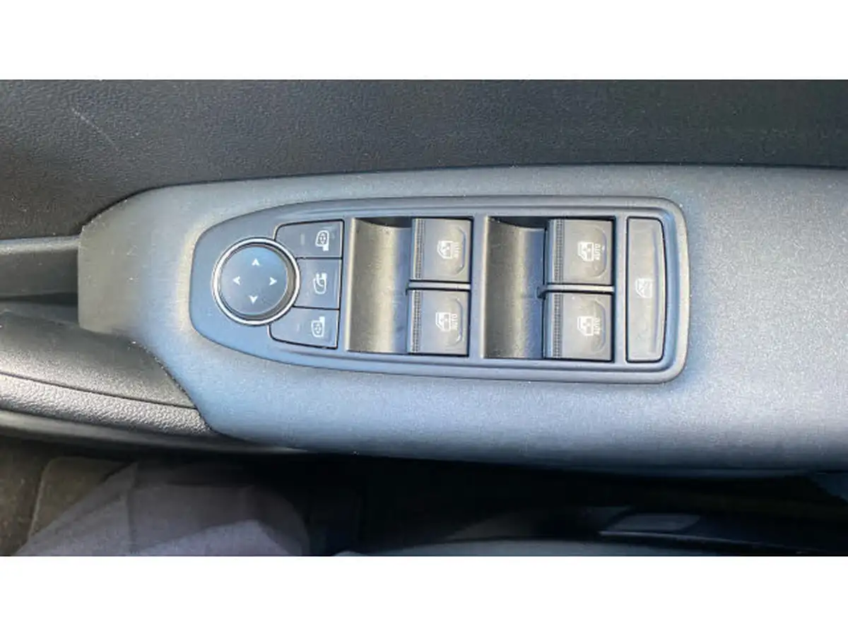 2022-renault-captur-10-tce-iconic-edition-big-31
