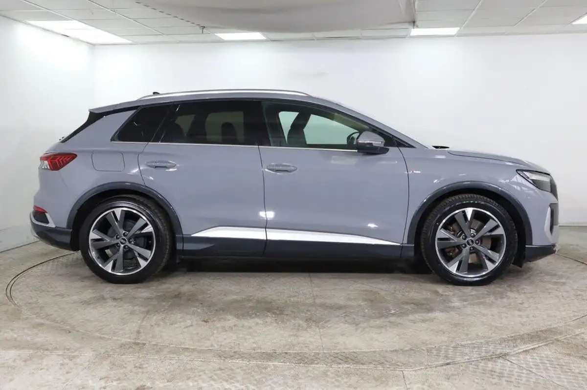 2022-audi-q4-e-tron-40e-s-line-station-wagon-big-9