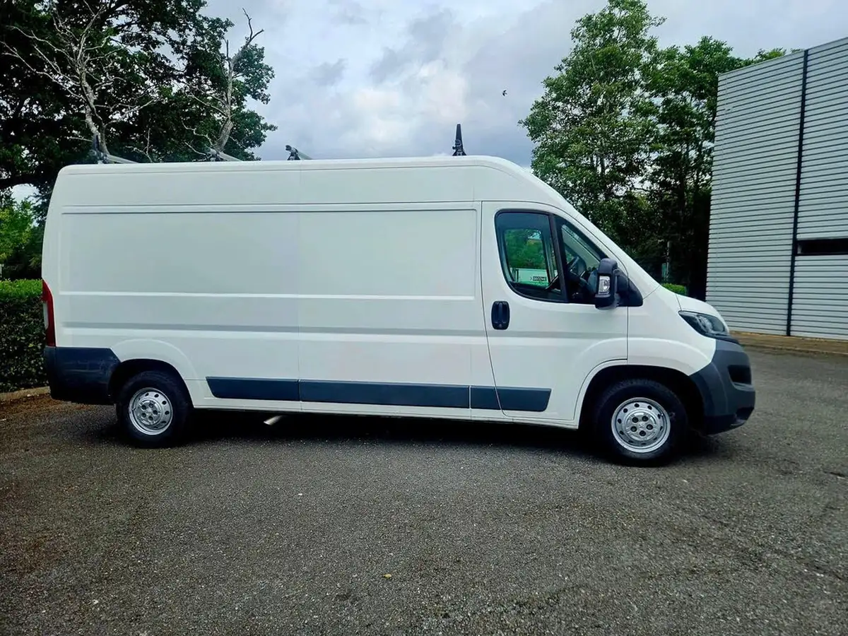 2016-peugeot-boxer-20-bluehdi-professional-335-l3-h2-big-6