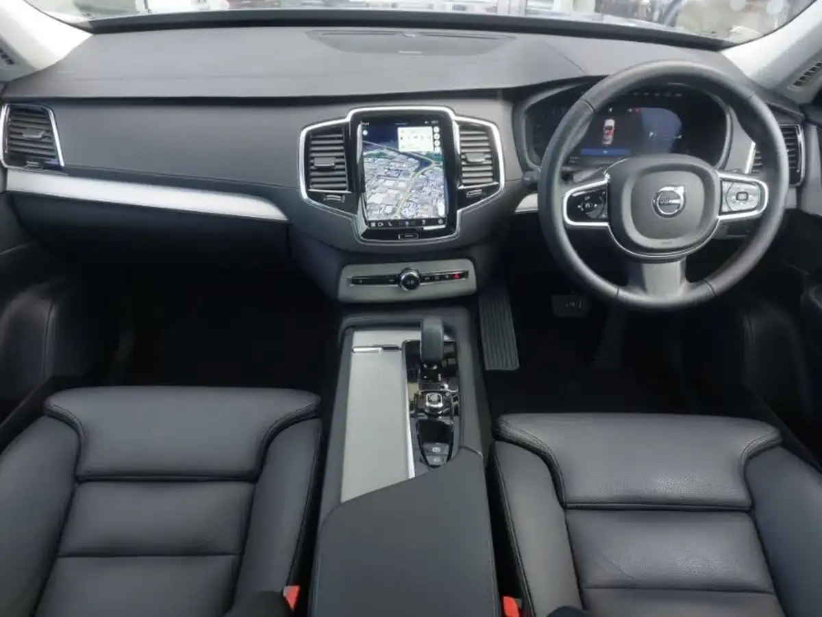 2024-volvo-xc90-20-t8-plus-big-2