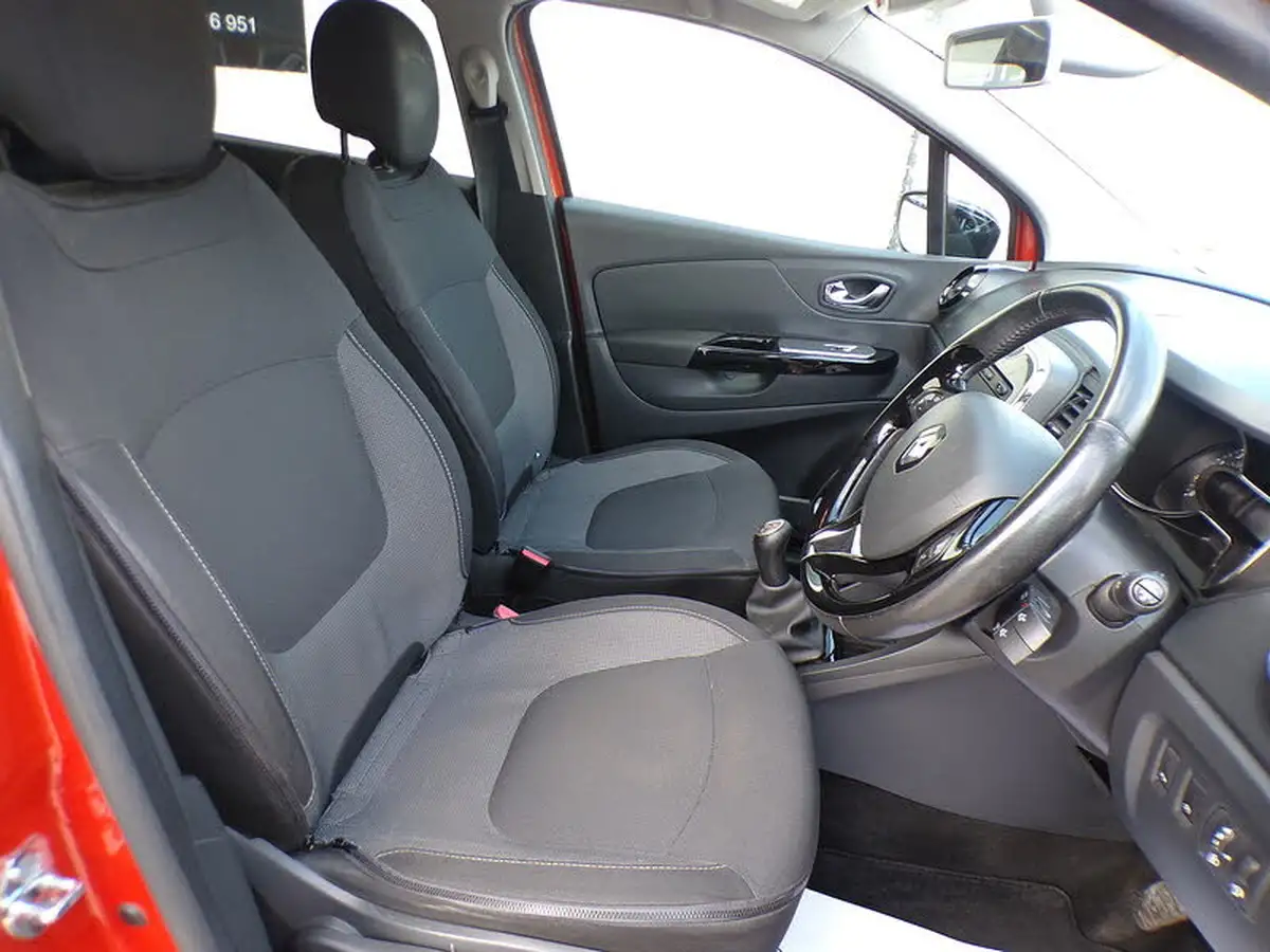 2015-renault-captur-15dci-dynamique-s-90bhp-energyss-big-13