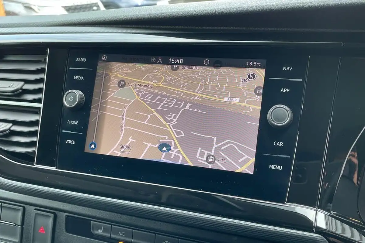2024-volkswagen-transporter-20bitdi-t32-sportline-bmt-swb-panel-van-big-26