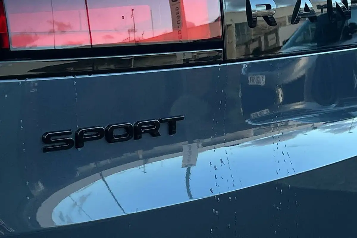 2025-land-rover-range-rover-sport-30-d300-dynamic-se-big-53