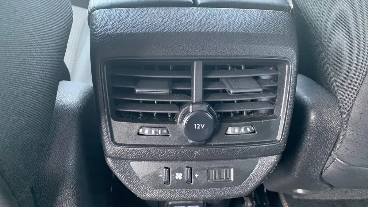 2024-peugeot-5008-suv-15-bluehdi-gt-130ps-big-51