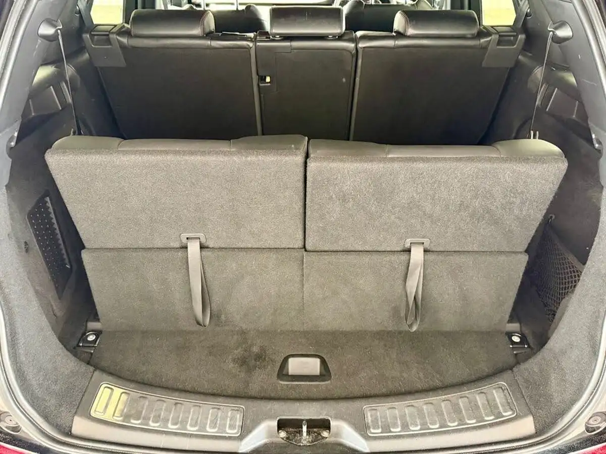 2020-land-rover-discovery-sport-20-d180-r-dynamic-s-big-32