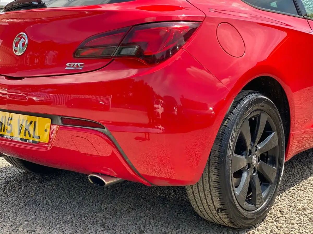 2015-vauxhall-gtc-16-limited-edition-big-24