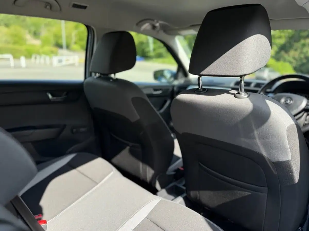 2015-skoda-fabia-12-tsi-se-109ps-hatchback-dsg-big-12