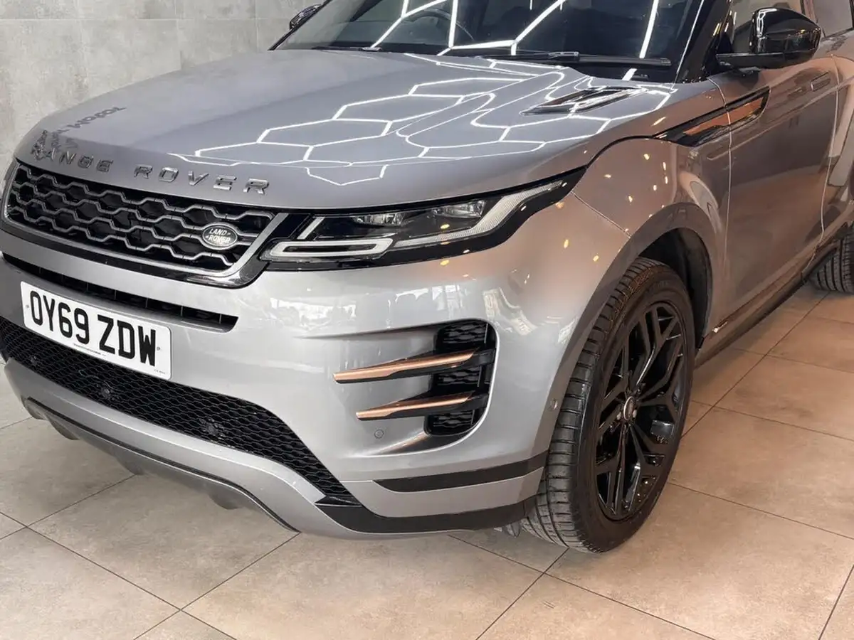 2019-land-rover-range-rover-evoque-20-d180-r-dynamic-se-big-1
