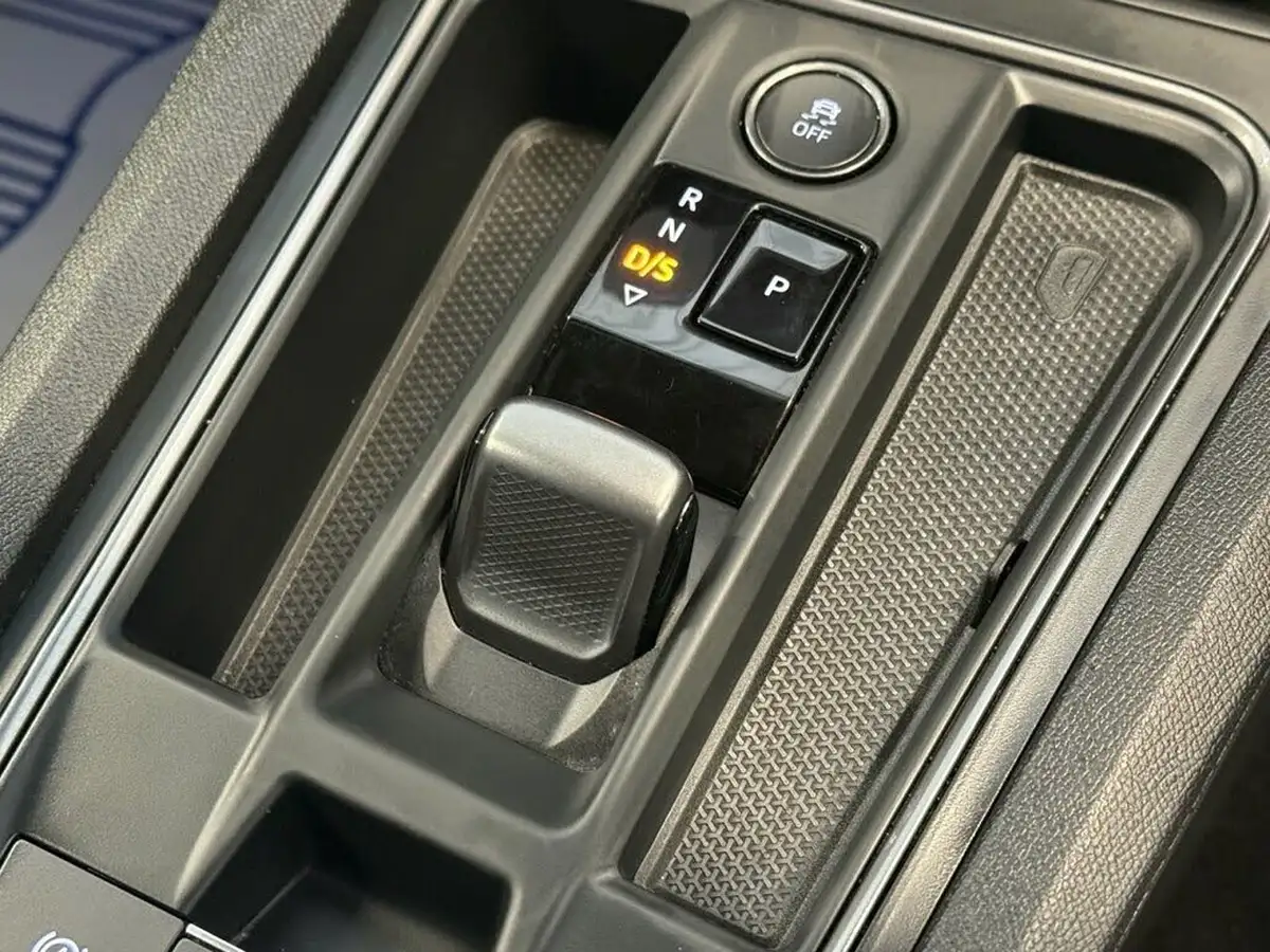 2021-cupra-formentor-14-e-hybrid-vz2-big-19