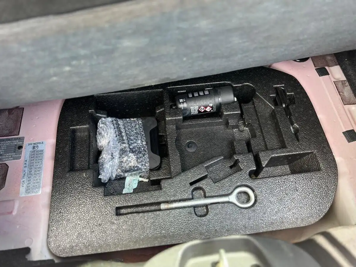 2019-fiat-500-12-lounge-big-9