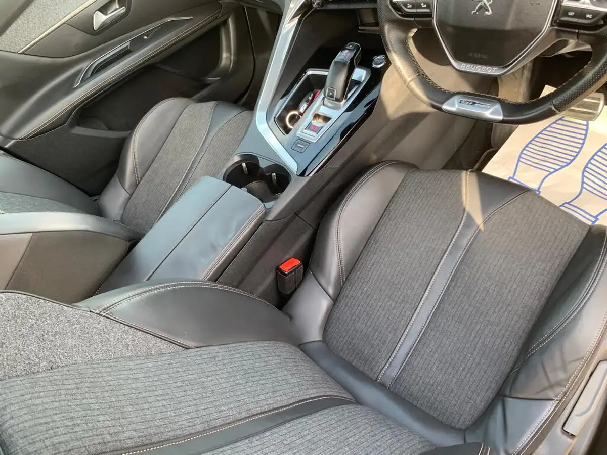 2018-peugeot-3008-suv-16-thp-gt-line-premium-big-33