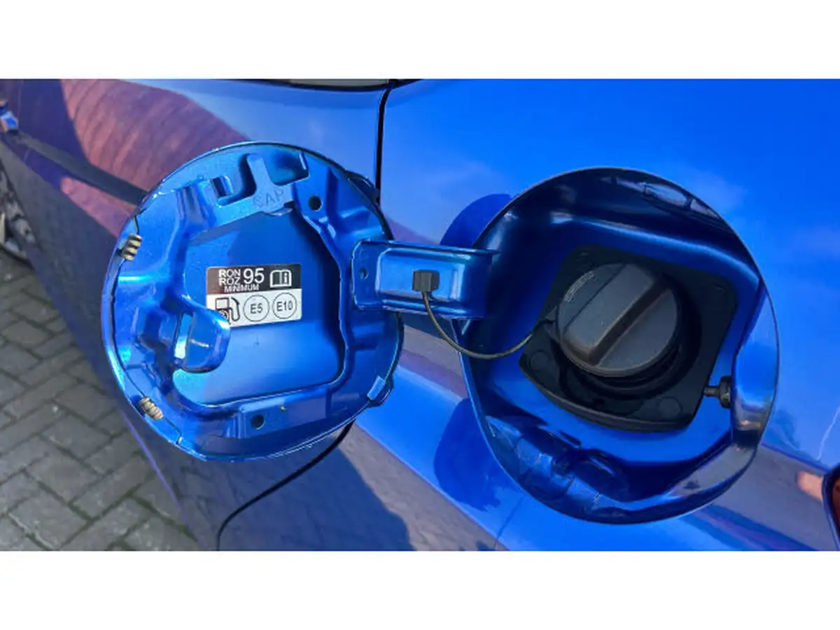 2019-honda-jazz-13-i-vtec-ex-navi-cvt-big-22