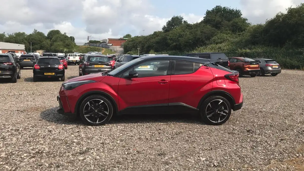 2022-toyota-c-hr-18-vvt-i-gr-sport-big-16