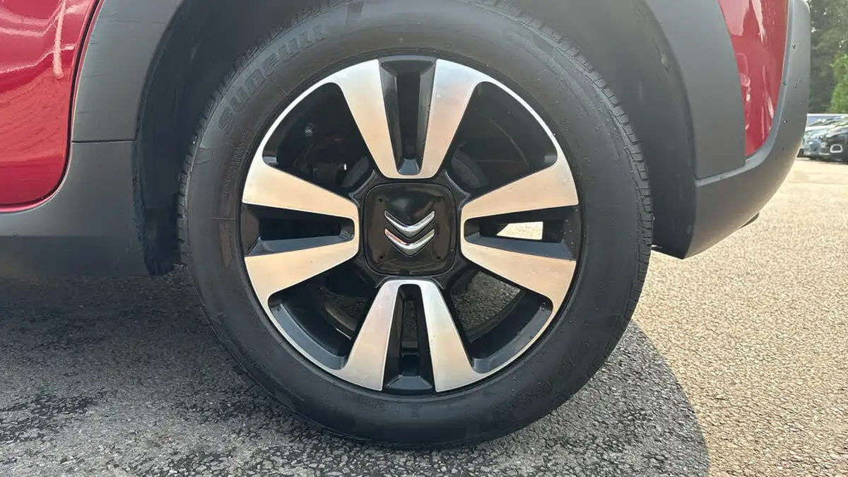2019-citroen-c3-12-puretech-flair-82ps-ss-big-14