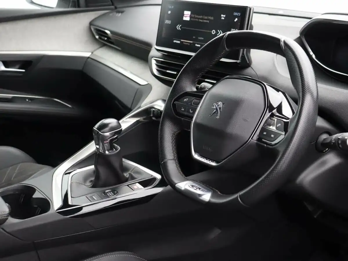 2021-peugeot-3008-suv-15-bluehdi-gt-big-6