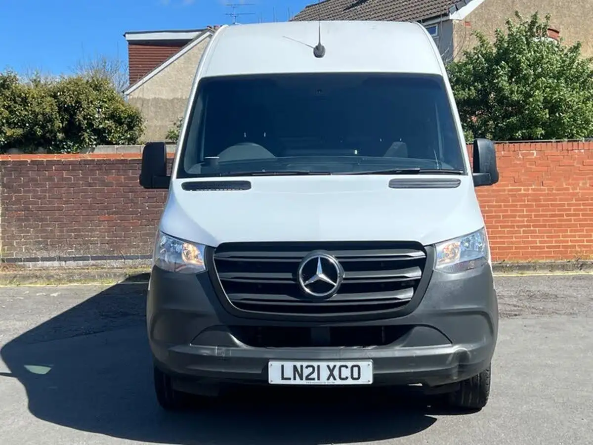 2021-mercedes-benz-sprinter-20cdi-315-l1h1-progressive-150pseu6dt-panel-rwd-eco-gear-360-big-24