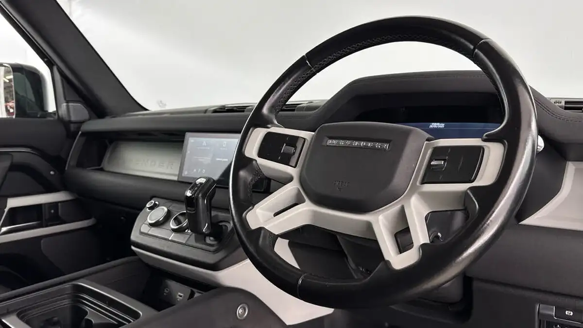 2021-land-rover-110-defender-30-d200-se-big-8