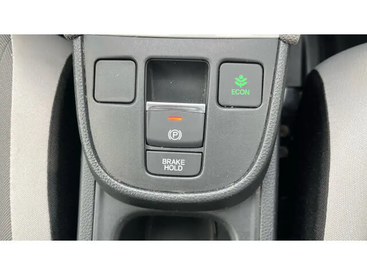 2020-honda-jazz-15-i-mmd-crosstar-ex-big-19