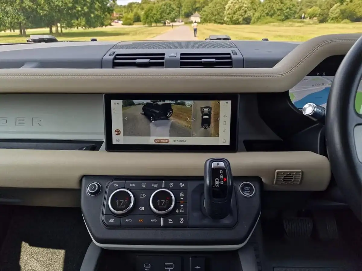 2020-land-rover-110-defender-20-d240-first-edition-110-big-15