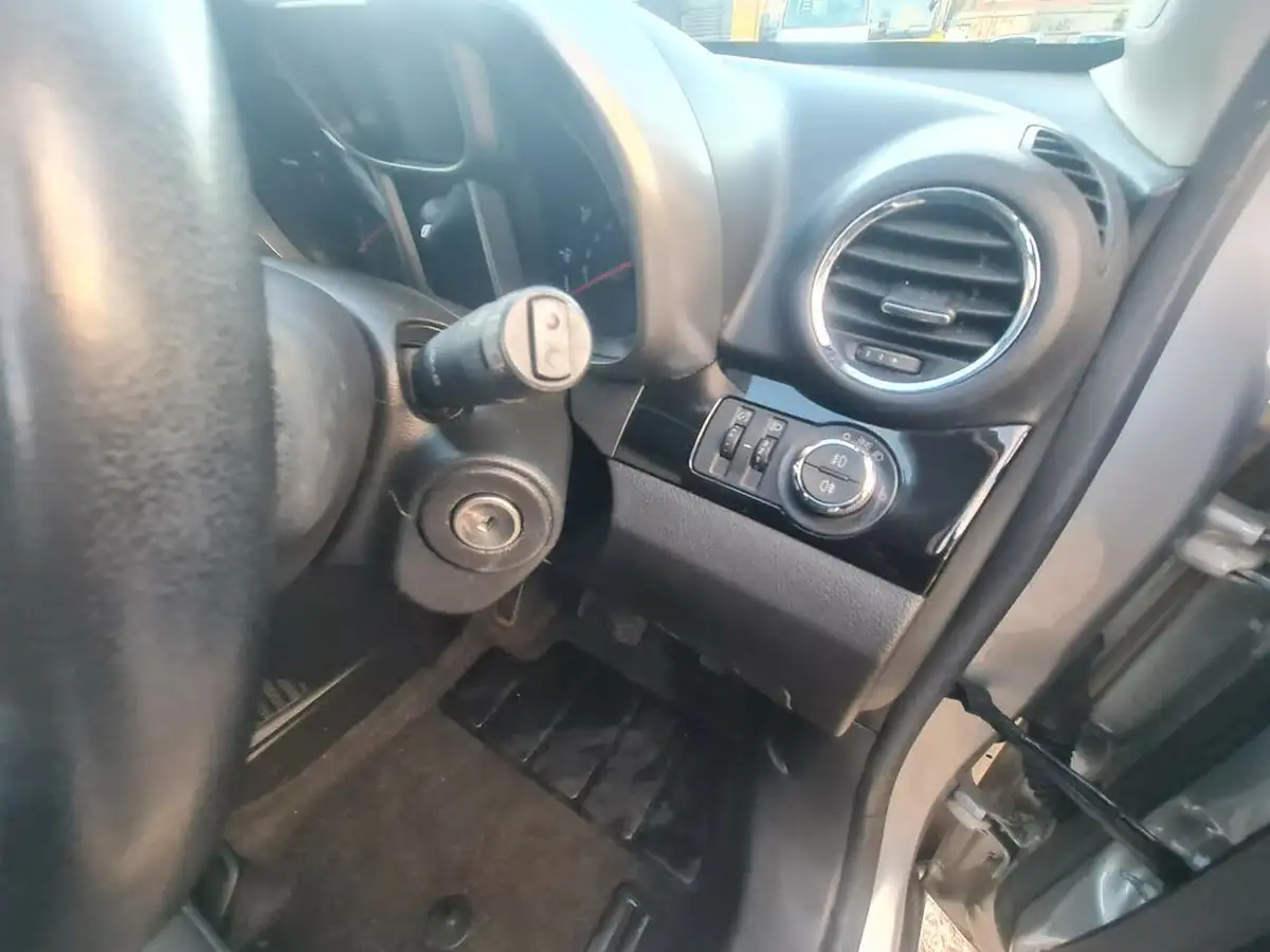 2012-chevrolet-orlando-18-lt-16v-auto-big-14
