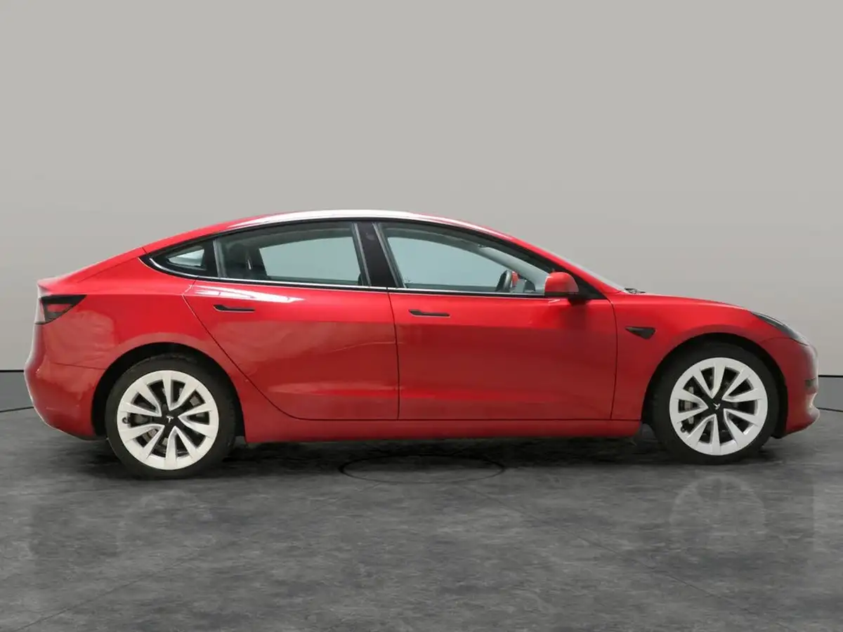2021-tesla-model-3-e-standard-plus-big-11