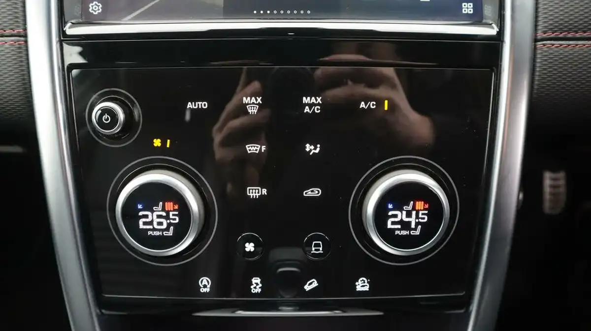 2021-land-rover-discovery-sport-20-d200-r-dynamic-s-plus-big-12