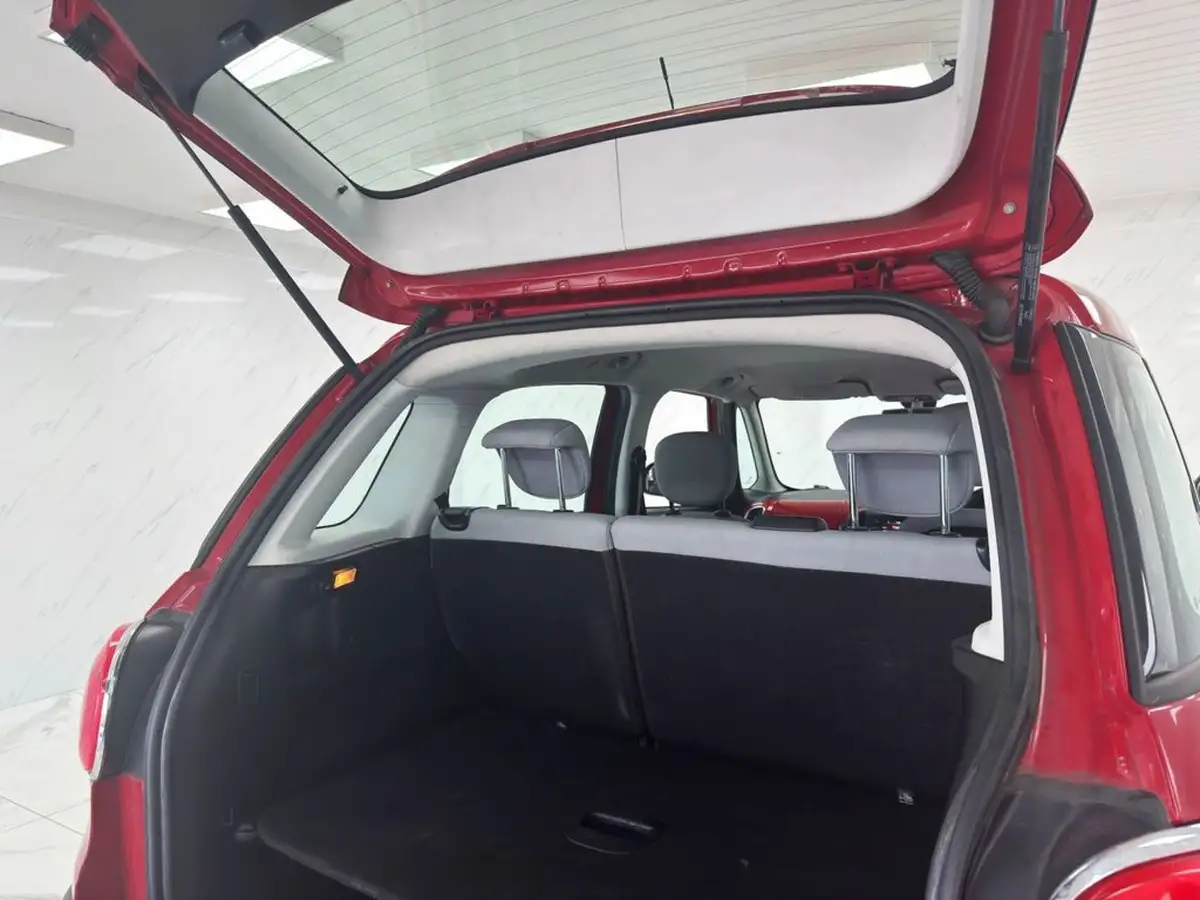 2014-fiat-500l-14-pop-star-95bhp-big-14