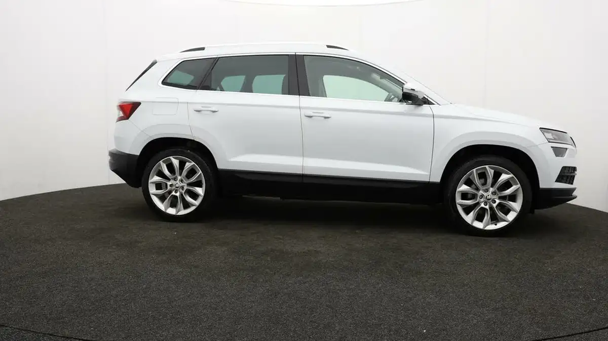 2018-skoda-karoq-20tdi-edition-big-36
