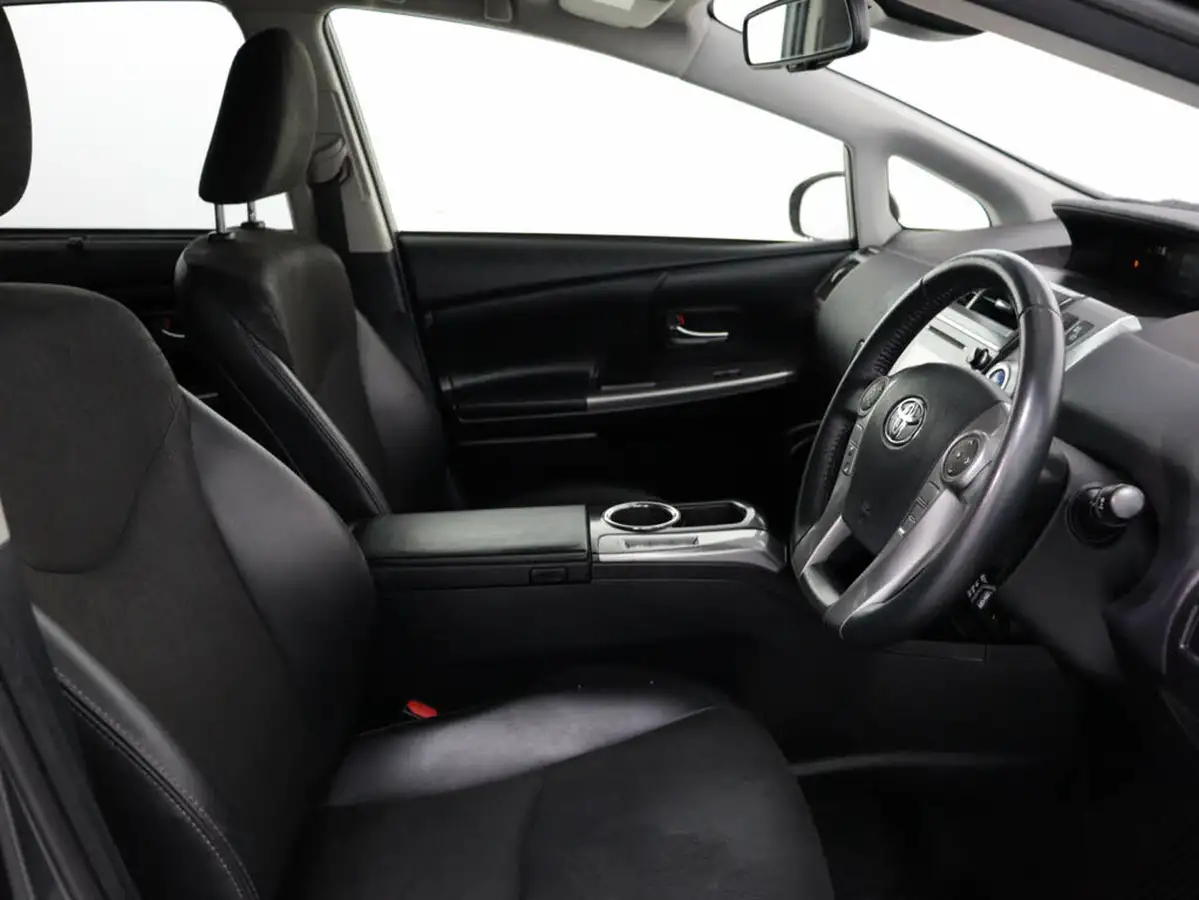 2020-toyota-prius-18-vvt-i-excel-big-31