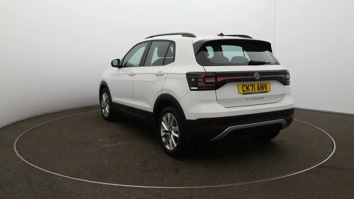 2021-volkswagen-t-cross-10-tsi-se-110ps-big-51