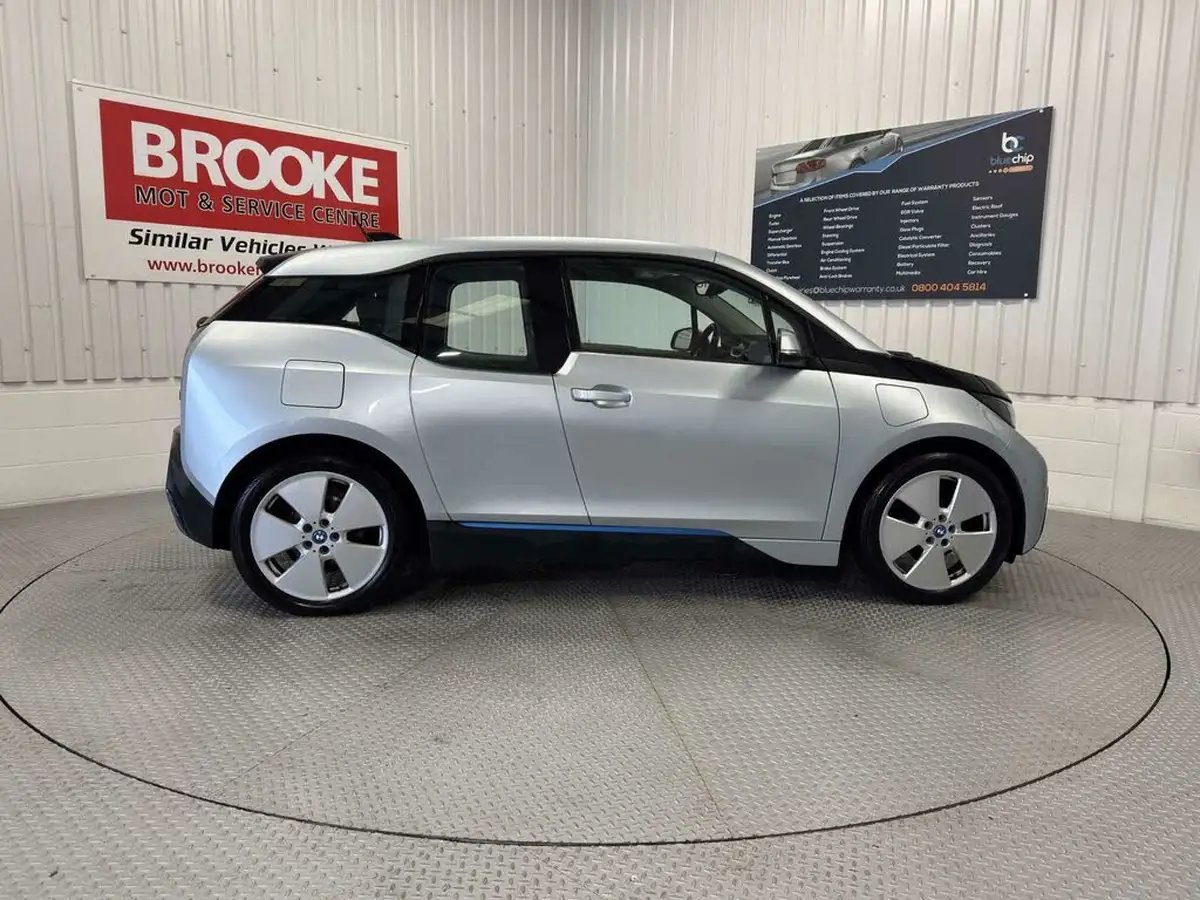 2014-bmw-i3-e-extended-range-big-5