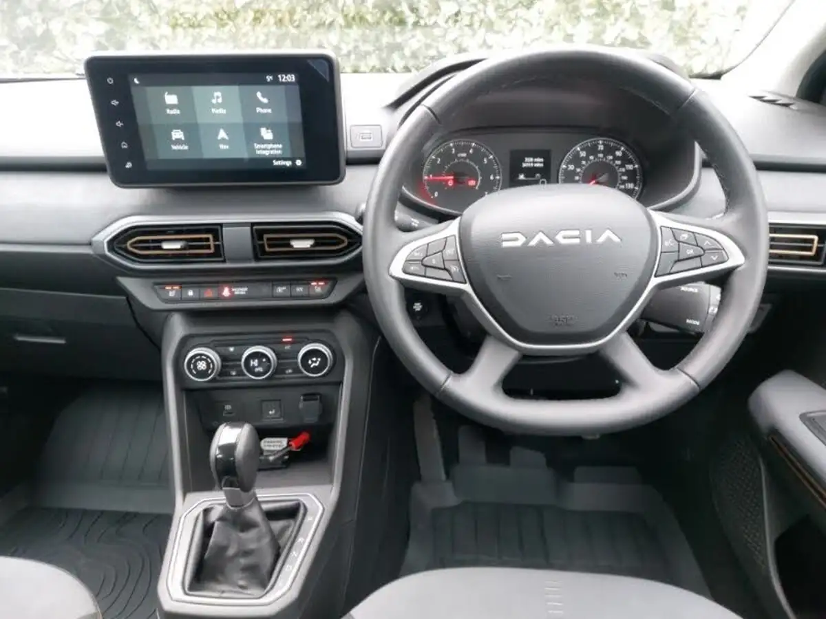 2024-dacia-sandero-stepway-10-tce-extreme-90bhp-cvt-big-6