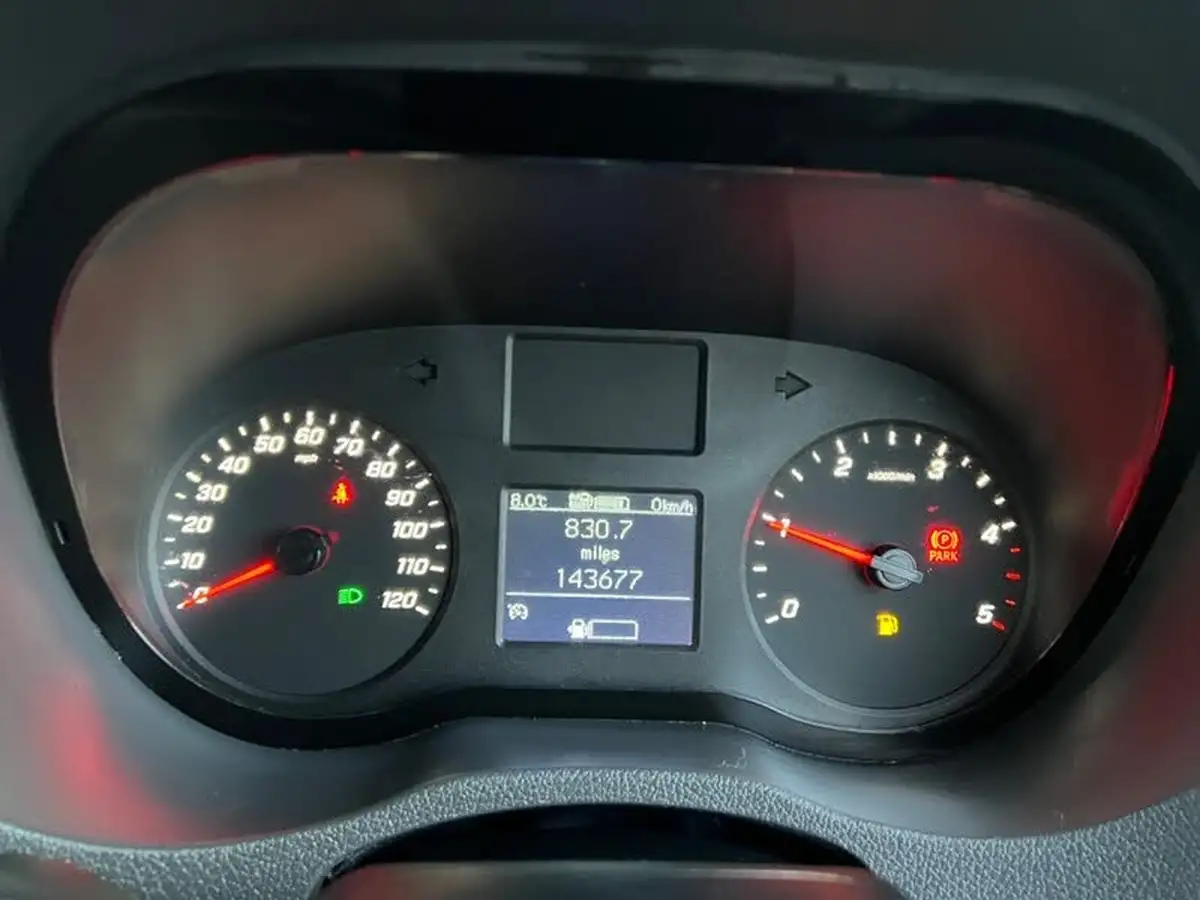 2020-mercedes-benz-sprinter-21cdi-314-l1h1-panel-van-big-47