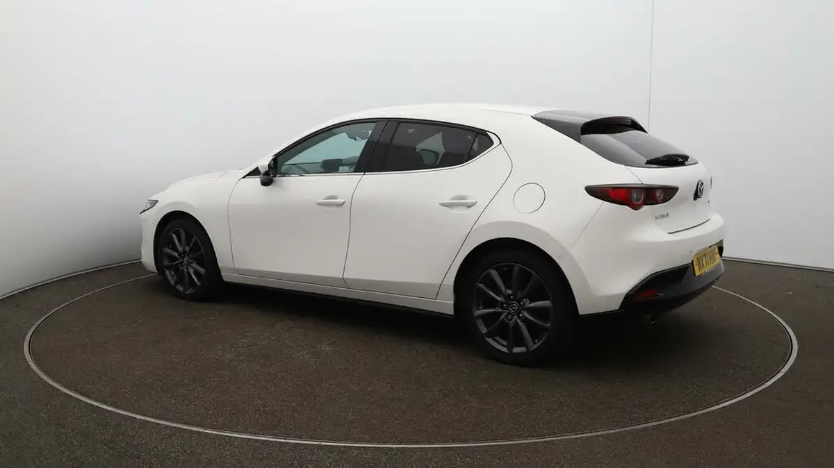2022-mazda-mazda3-20-sport-lux-122ps-hatchback-5d-auto-big-28