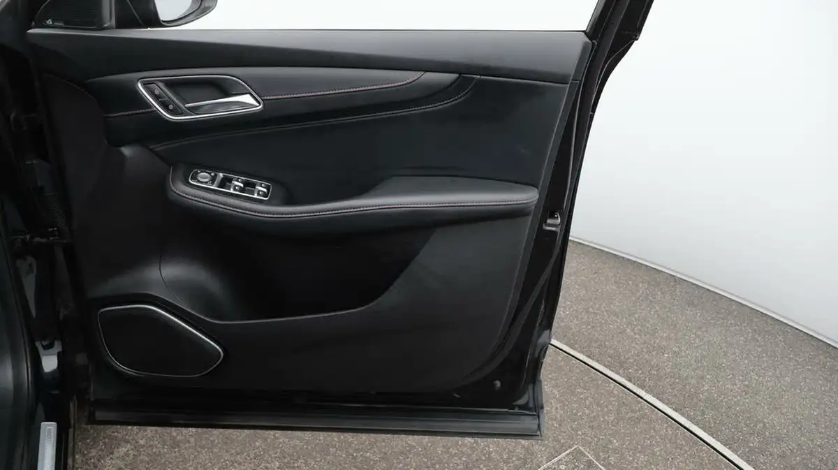 2023-mg-hs-15t-gdi-excite-162ps-dct-big-15