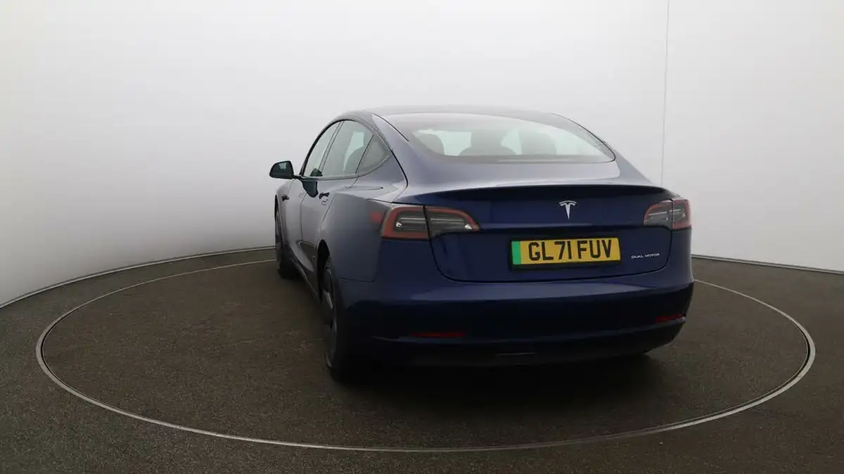 2021-tesla-model-3-e-long-range-awd-big-51