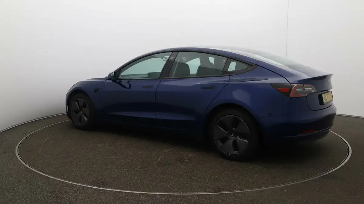 2021-tesla-model-3-e-long-range-awd-big-27