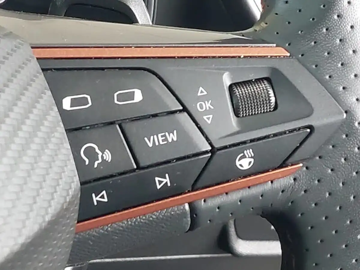 2024-cupra-formentor-14-e-hybrid-v1-big-12