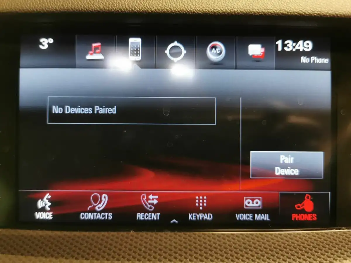 2018-vauxhall-insignia-grand-sport-15-turbo-sri-nav-big-14