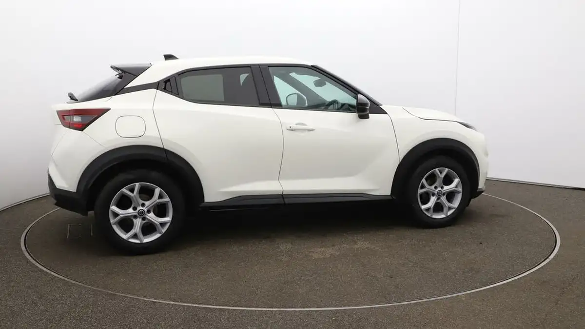 2022-nissan-juke-10-dig-t-n-connecta-big-48