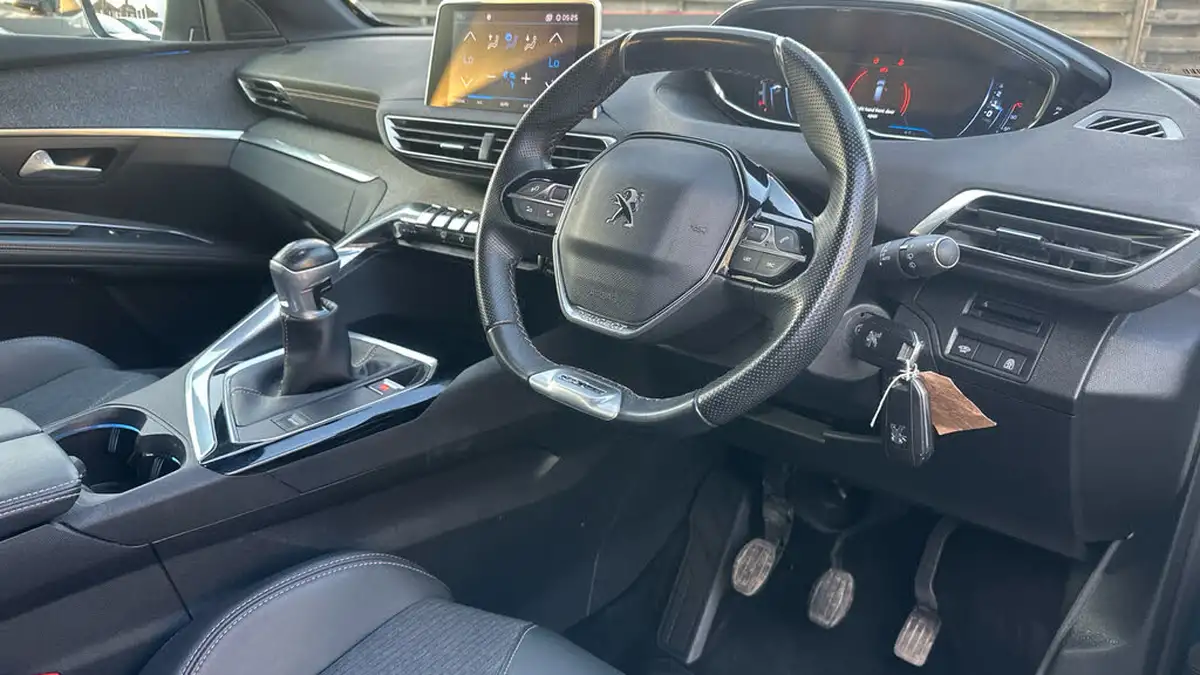 2020-peugeot-5008-suv-15-bluehdi-gt-line-big-10
