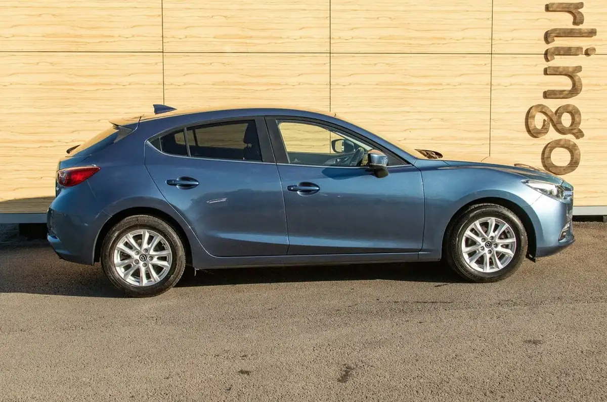 2018-mazda-mazda3-20-se-l-nav-hatchback-5d-big-11